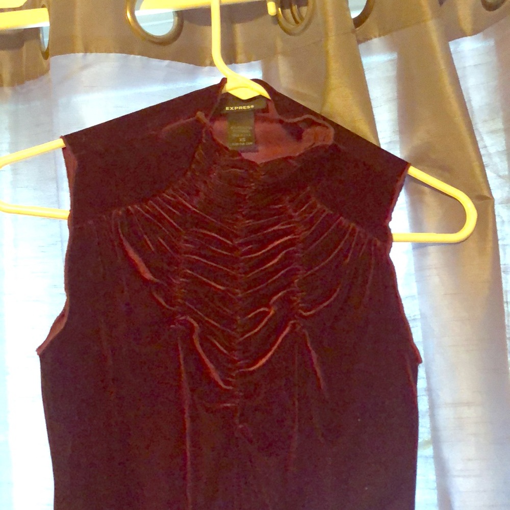 Red Velvet cake sleeveless blouse